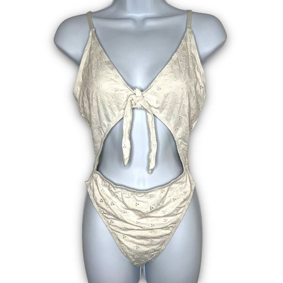 Dippin' Daisy's‎ Women's Ivory Eyelet Cutout One Piece Swimsuit Medium NWT - Picture 1 of 15